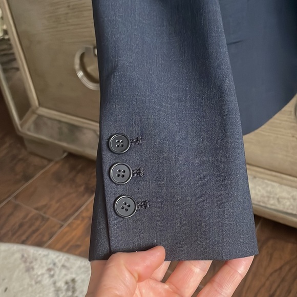 Theory blazer, size 6 - Picture 4 of 7